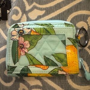 Vera Bradley RFID PETITE ZIP-AROUND WALLET in LEMON GROVE  print